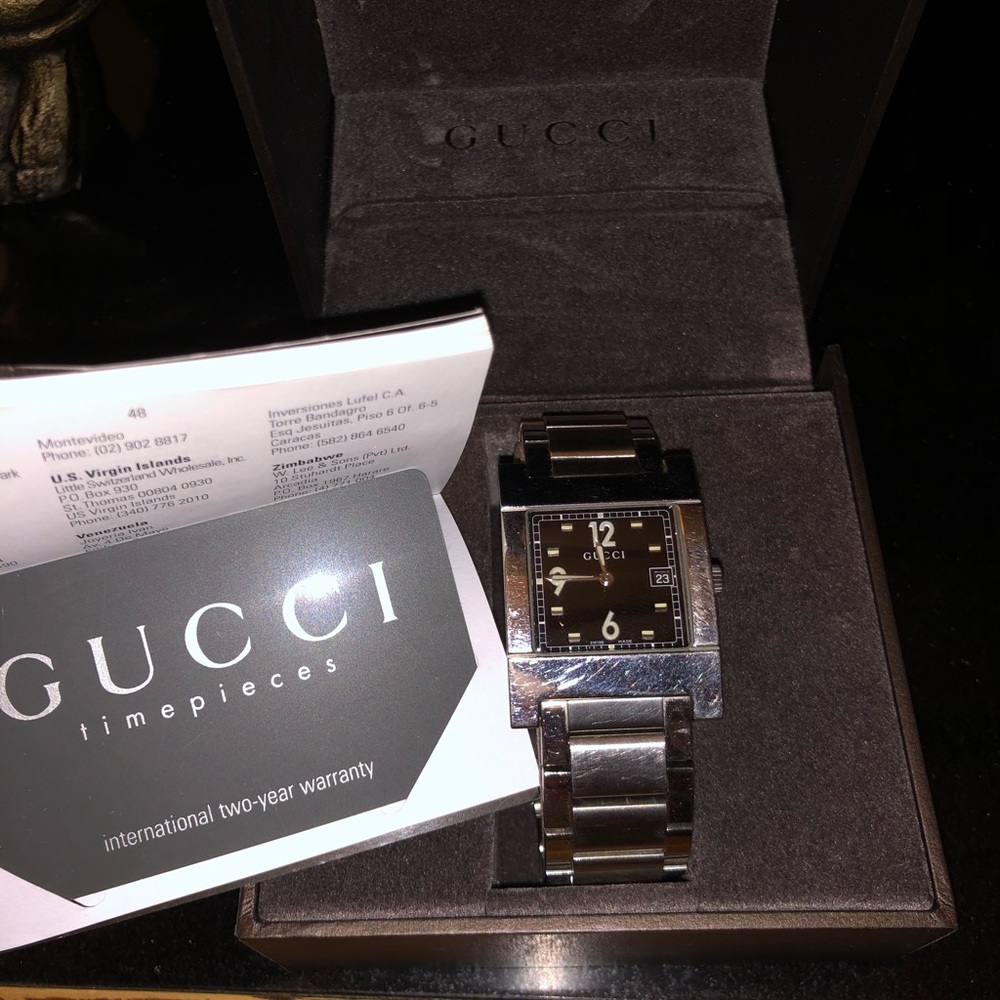 Gucci Watch - Picture 6 of 8